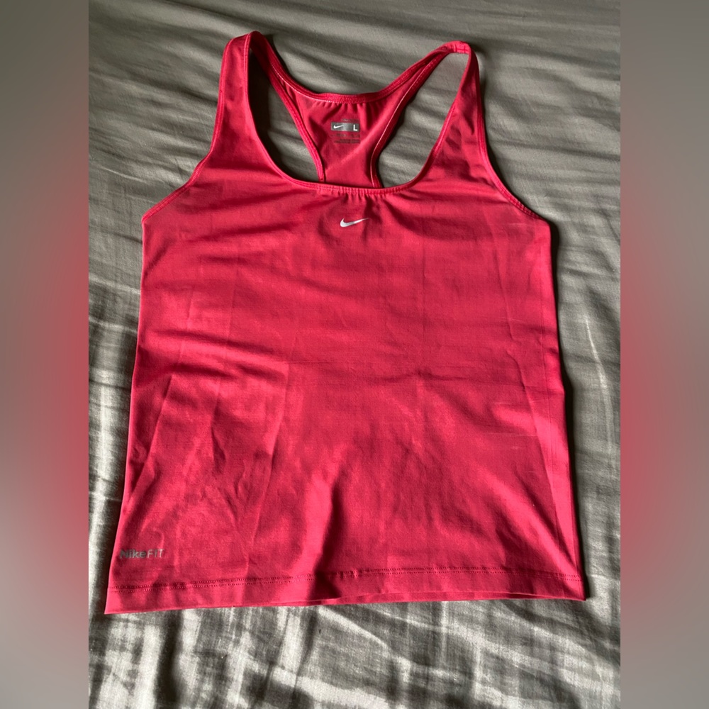 workout tank top